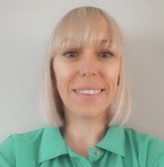 Arweinydd Caban Ogwen - Zoe Roberts